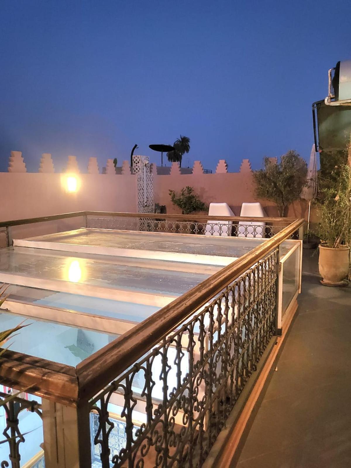 Riad Melilo Avec Piscine Chauffee Marrakesh Exterior foto